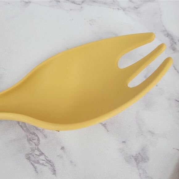 Tupperware Vintage Harvest Gold Salad Forks Serving Ware Yellow Spork Set Dining - Picture 2 of 5